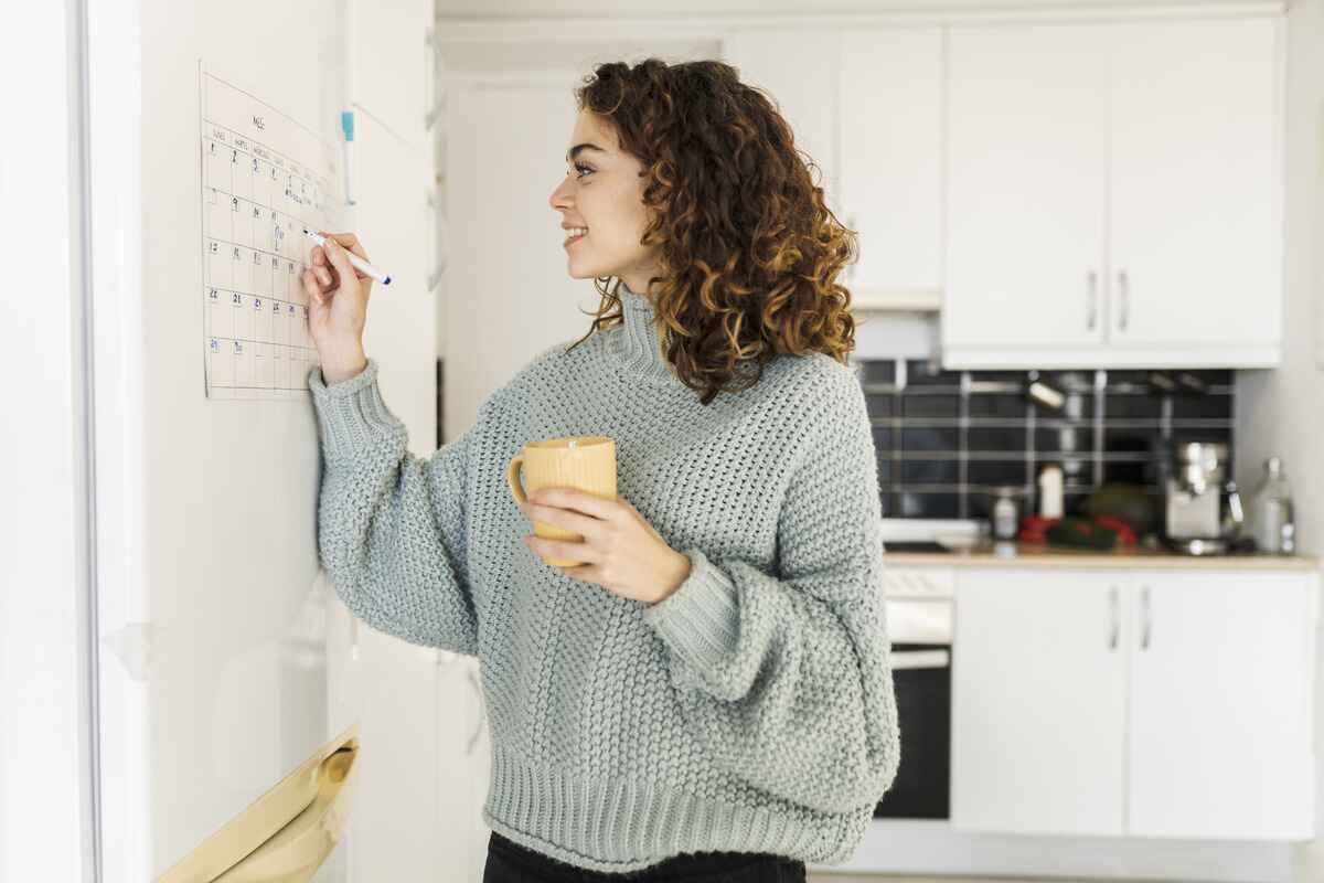 Woman tracking her period follows the practice of cycle syncing