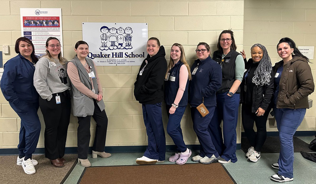 New London region volunteers at Quaker Hill Elementary School.